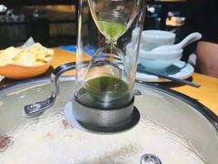 -洪氏嗨捞·广东猪肚鸡·椰子鸡火锅(西咸万象城店)