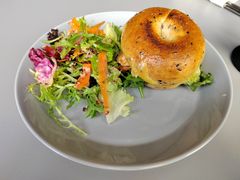 牛油果和鸡肉贝果-Cafe Mersey默西咖啡(平江店)