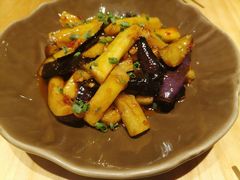 -十三式重庆江湖菜(金茂览秀城店)
