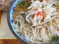-牛师傅牛肉面(尚隆路店)