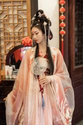 -一揽芳华汉服旗袍体验馆(拙政园店)