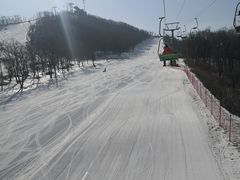 -庙香山滑雪场