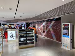 店内环境-DFS迪斐世(香港广东道店)