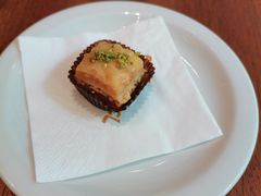 蜜糖坚果千层酥-ELI FALAFEL Lebanese&Mediterranean黎巴嫩美食(富城路店)