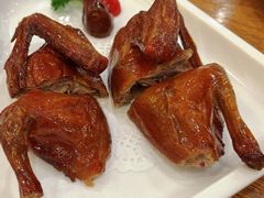 脆皮烧乳鸽-富豪酒家(正大广场店)