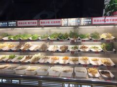 自助取餐区-屋头串串(新街里店)