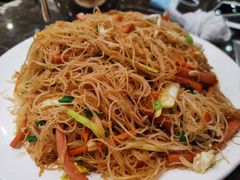 三丝炒米粉-大嫂镬仔·焖鸡煲·啫啫煲(逢源路店)