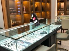 -回瑞眼镜·蔡司·依视路官方授权店(广益路万达店)