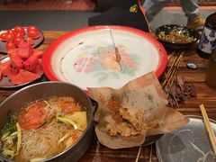 -牛YO寿喜烧·铁板烧和牛火锅自助(市府恒隆店)