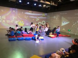 -小鸡哆哆故事屋·儿童乐园(嘉里城店)