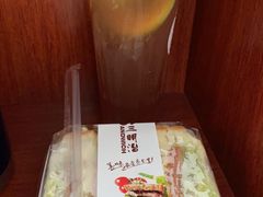 -香港茶餐厅文化体验馆(茶山镇店)