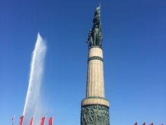 -人民防洪胜利纪念塔