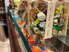 -VENCHI 闻绮(北京国贸商城店)