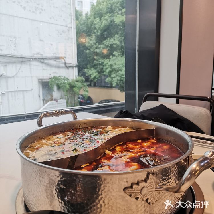 在德林吃酸菜鱼