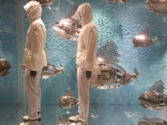 P50123-204612-MONCLER(北京SKP概念店)