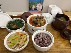 -雪梅月子中心(华侨城店)