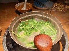 -吃饭皇帝大(长宁龙之梦店)