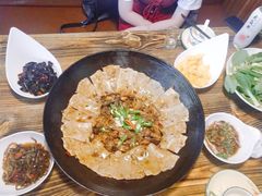 -每食每刻·皖北新民地锅鸡