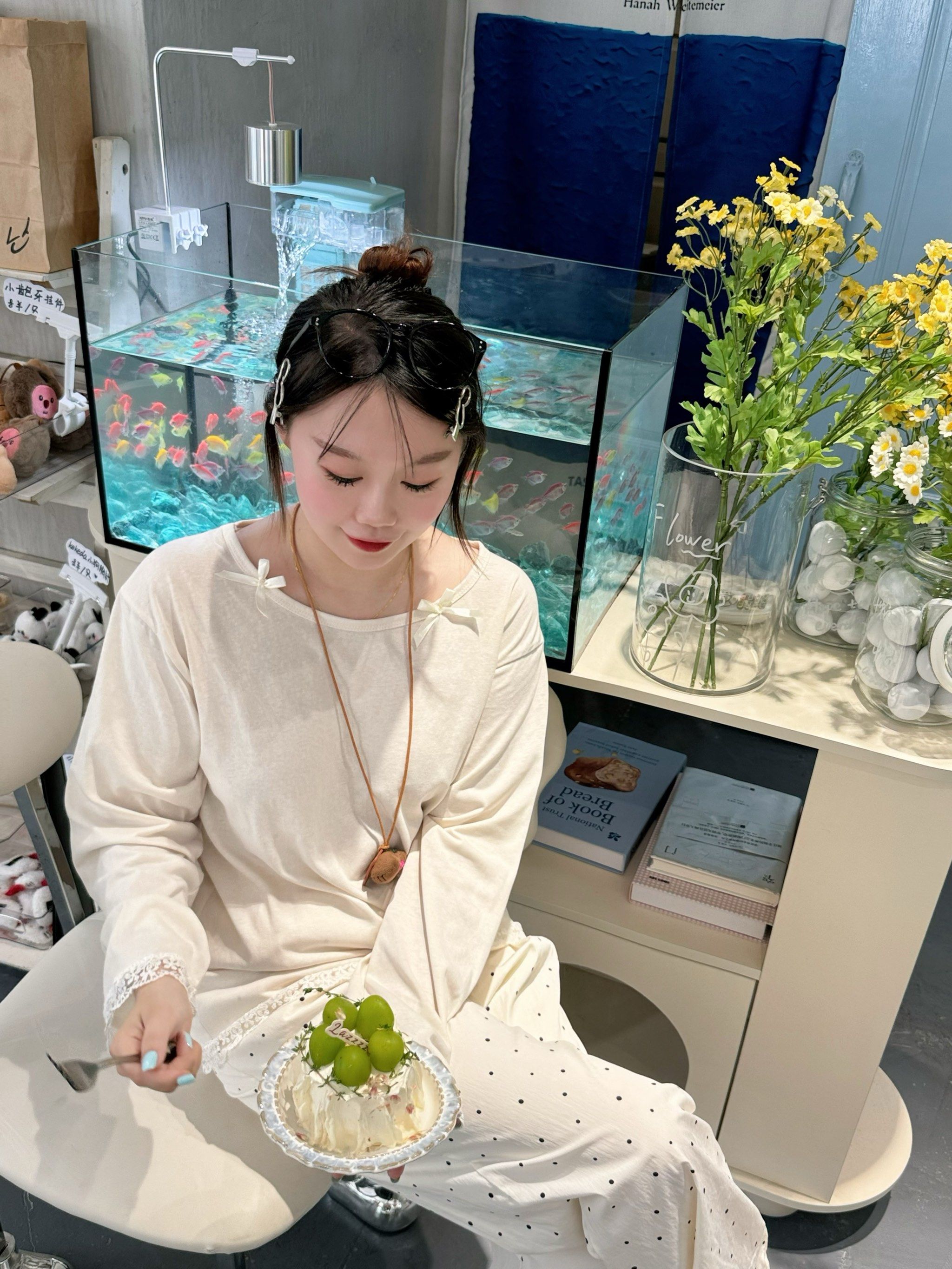 汕头探店/好韩好chill的彩色金鱼咖啡厅