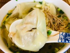 -笑来喜馄饨小笼工坊店(湖滨街店)