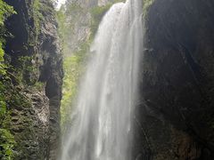 -龙水峡地缝景区