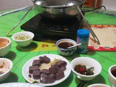 -华哥新鲜猪精品美食