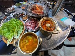 -釜山火炉·海鲜烤肉(紫藤路店)