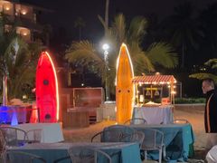 -亚龙湾希尔顿自助餐厅·海鲜·烧烤·沙滩BBQ·现场乐队