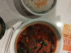-渝是乎酸菜鱼·川渝小炒(新世界百货望京店)