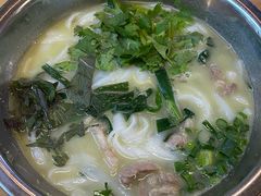 -丽丽三鲜螺蛳粉(田林路店)