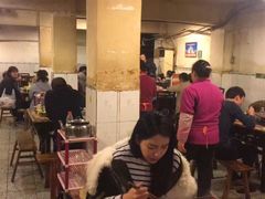 大堂-邓莽子老火锅(中兴路总店)