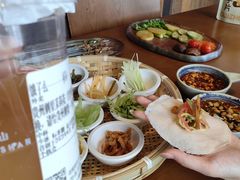 -包整·丝娃娃(一览甲秀楼风景店)