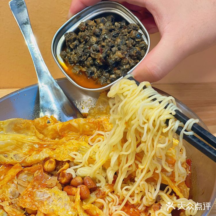 前段时间炸蛋火了，他家说还有更猛的料