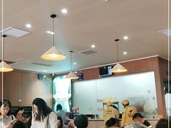 大堂-华姐鸡粉(中心店)
