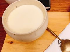 椰子奶露-知亘茶食