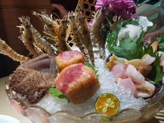 东星斑海鲜拼盘-余欢领鲜火锅(新街口店)