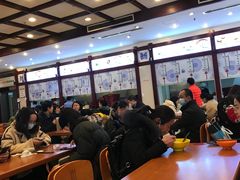 大堂-龙抄手(春熙路总店)