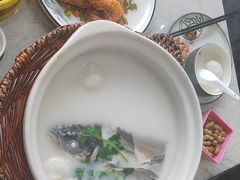 天目湖砂锅鱼头-紫藤园·天目湖大鱼头(南山竹海店)