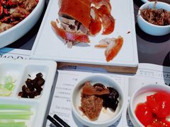 酥不腻烤鸭-小大董·烤鸭(观景餐厅·南京西路店)