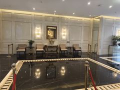 -茂名熹龙国际大酒店(人民广场高铁站店)