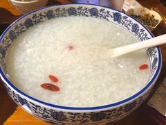 -琥珀老六龙虾(四里河店)