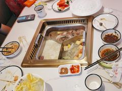 -大熊猫毛肚火锅(烟台万象汇店)