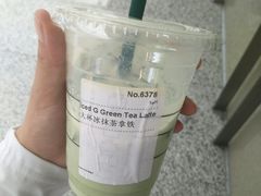 -星巴克(上海虹桥站2A检票口)