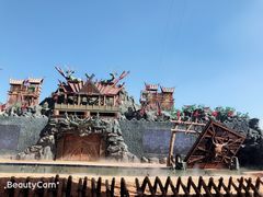 -七彩云南欢乐世界