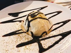冰激凌-Efes Turkish & Mediterranean Cuisine 艾菲斯餐厅(陆家嘴店)