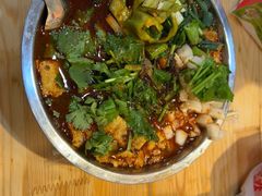 -柳州肥姨妈大骨螺蛳粉(东靖路店)