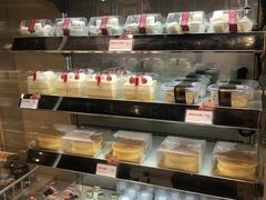 -85度C(生甜甜圈研究工坊·上海局门店)