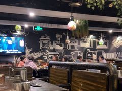 -麦凯伦烧烤·精酿超级工厂店(金桥总店)