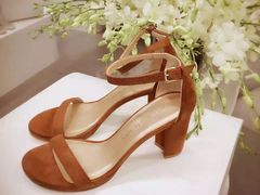 -STUART WEITZMAN(静安嘉里中心店)