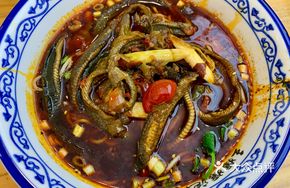 Pickled Chili Eel Noodles